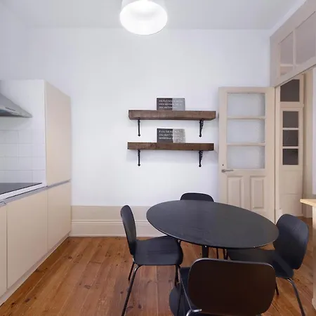 Crooked Floor House - 1St Floor Apartment Porto Exterior photo