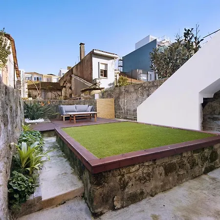 Crooked Floor House - 1St Floor Apartment Porto Exterior photo
